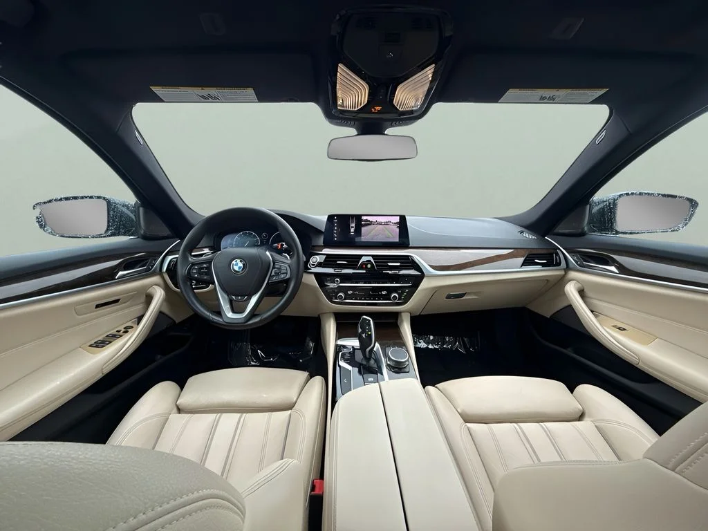 Used 2019 Gray BMW 540i xDrive image 8