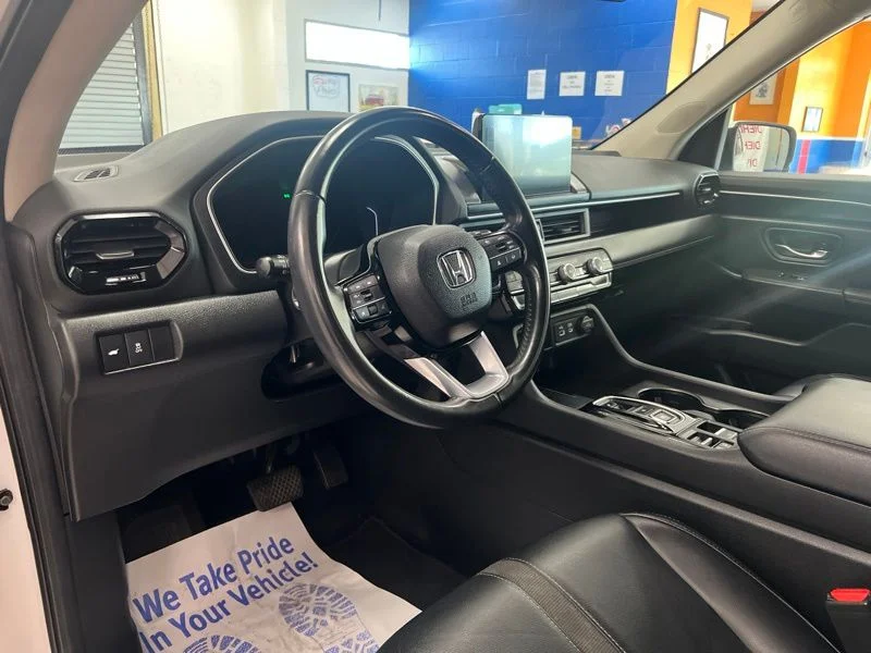 Used 2024  Honda EX-L image 20
