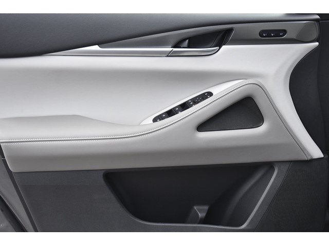 New 2027 GRAPHITE SHADOW INFINITI Luxe AWD image 25
