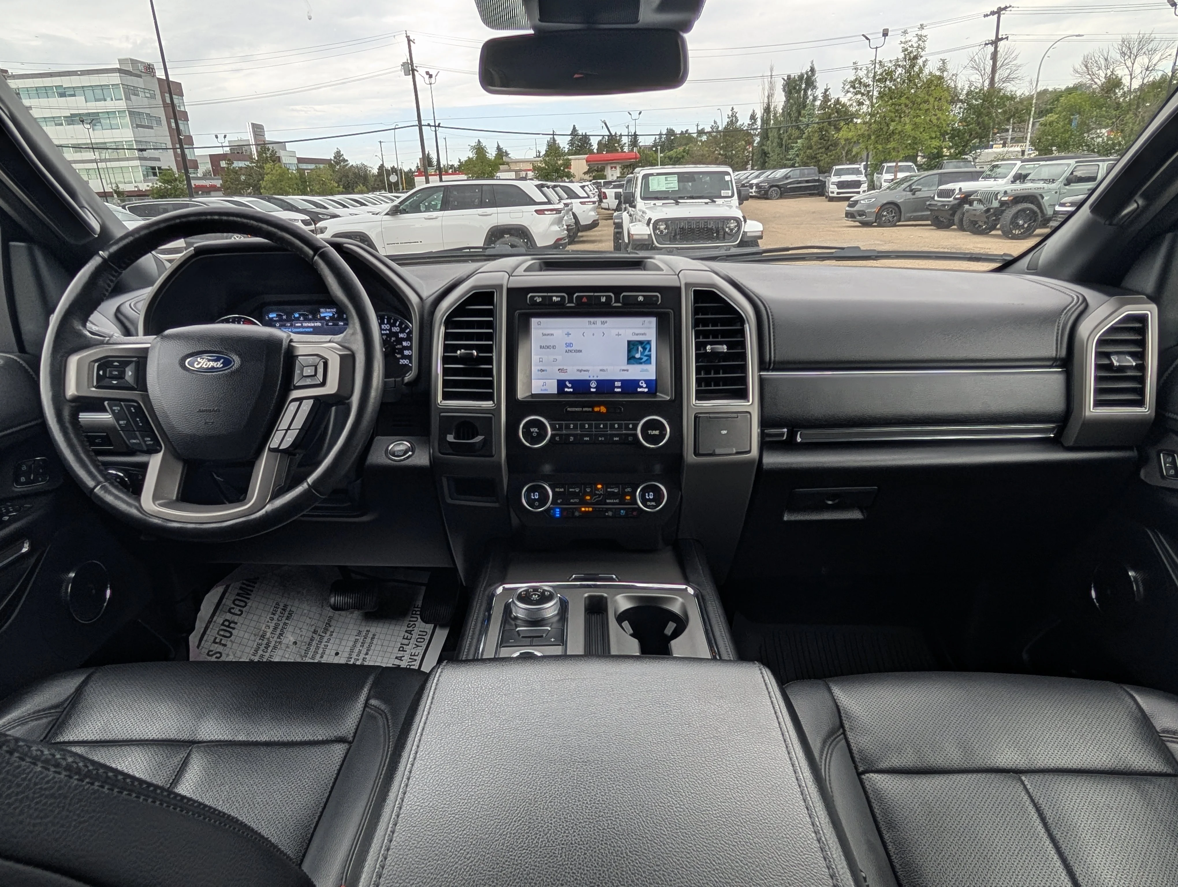 Used 2021 Agate Black Ford XLT image 23