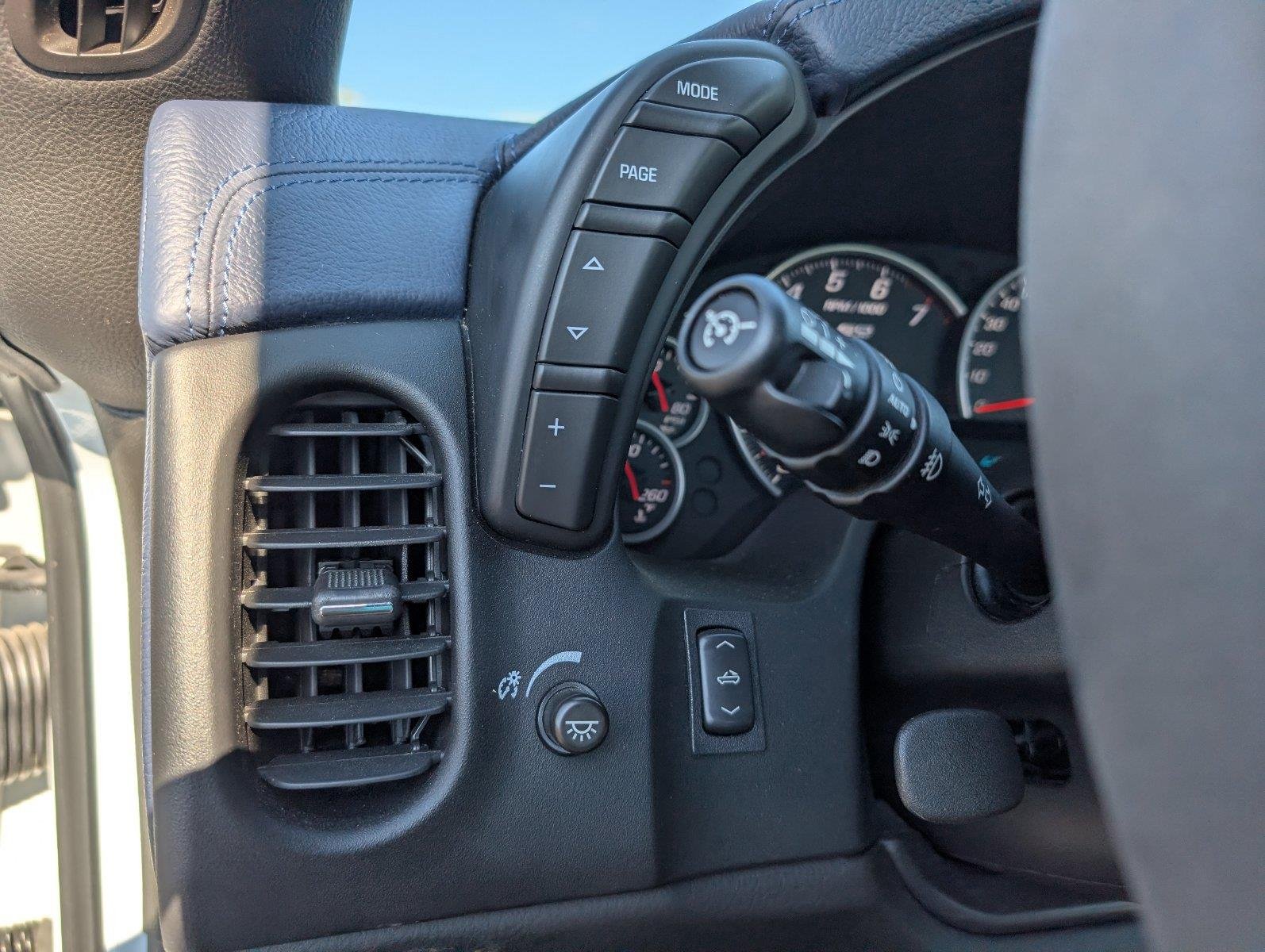 Used 2013 ARCTIC WHITE Chevrolet Grand Sport 4LT image 37