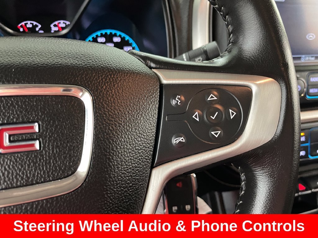 Used 2017 DARK SLATE METALLIC GMC 4WD SLT image 29