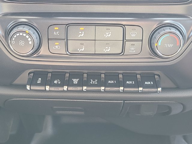 New 2024 Summit White Chevrolet Work Truck image 20