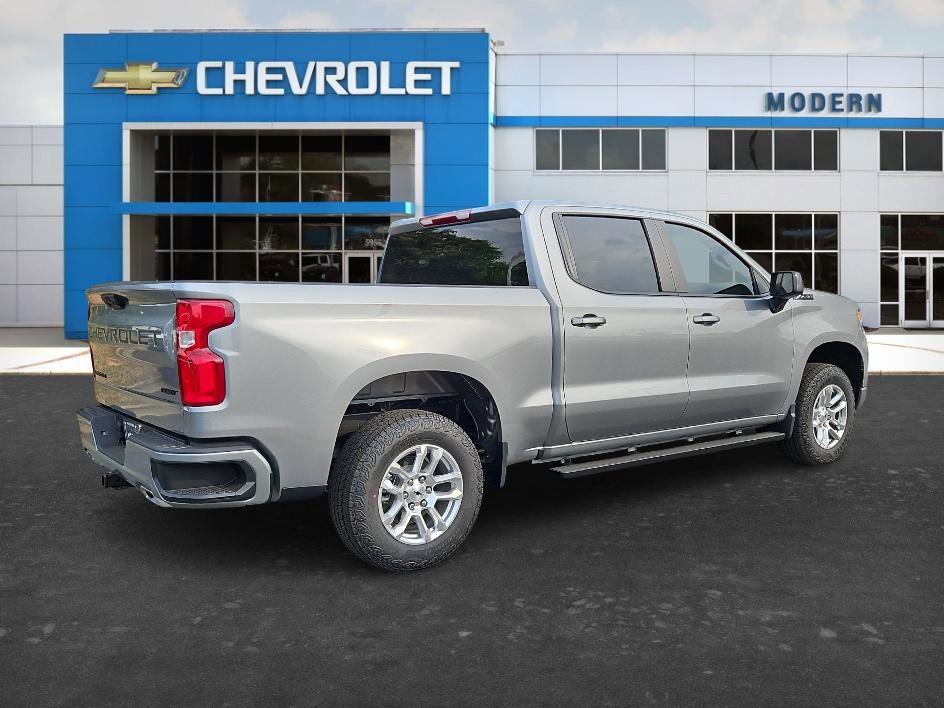 New 2026 Sterling Gray Metallic Chevrolet RST image 6