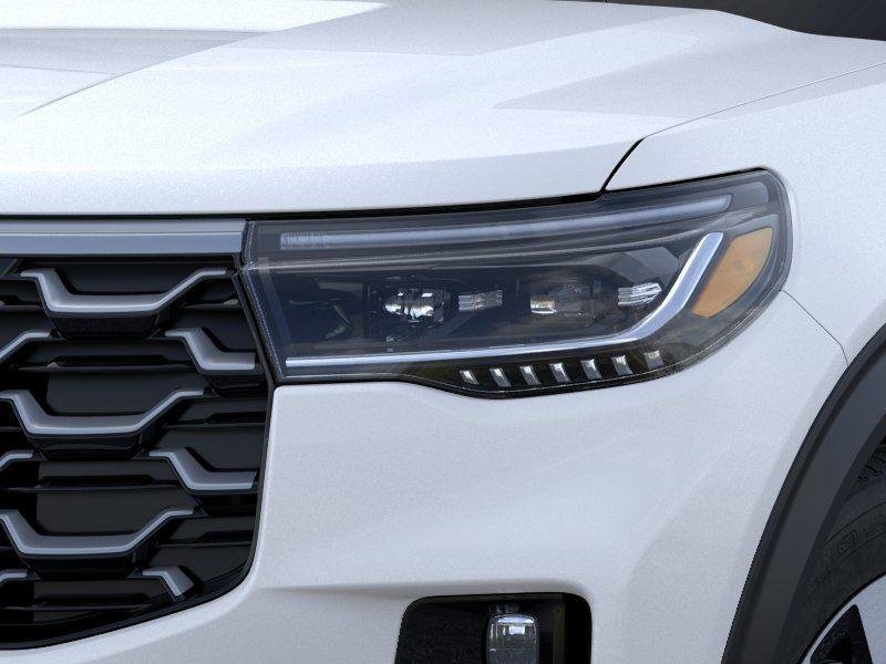 New 2026 Star White Ford Platinum image 6