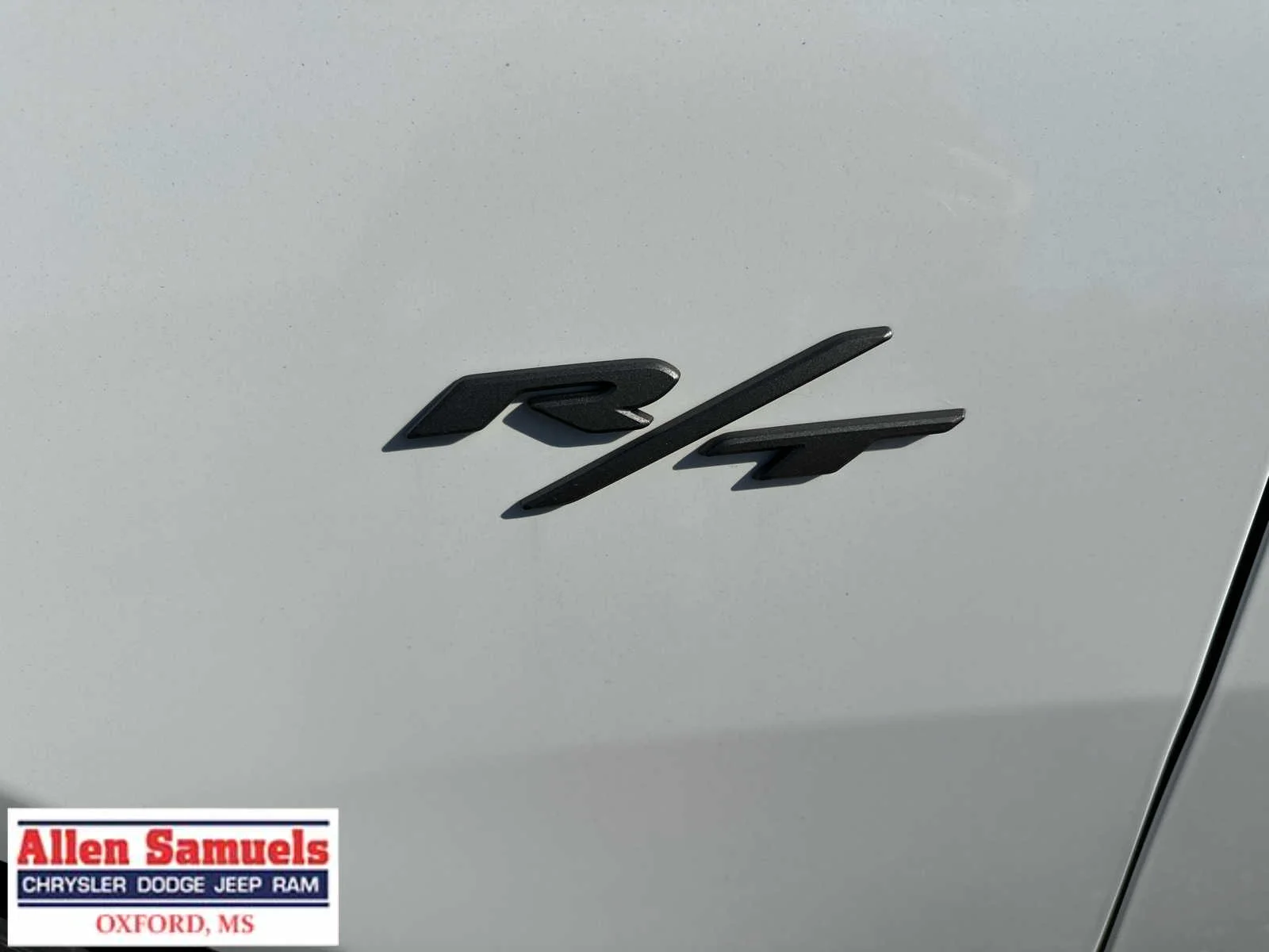 New 2026 White Knuckle Exterior Paint Dodge R/T image 41