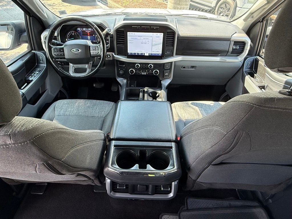 Used 2022 White Ford XLT image 24