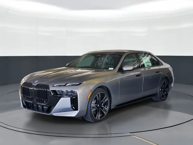 2026 BMW 7 Series 740i