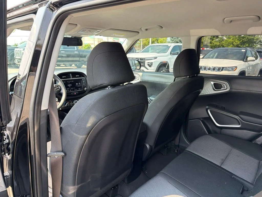 Used 2023 Black Kia LX image 19
