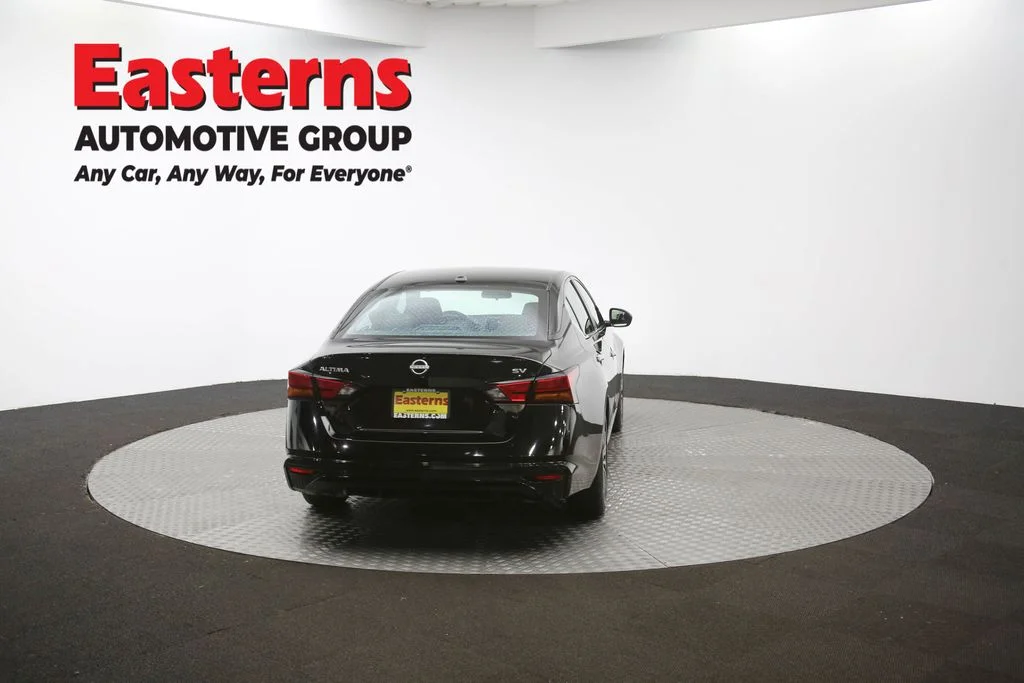 Used 2024 Black Nissan 2.5 SV image 36