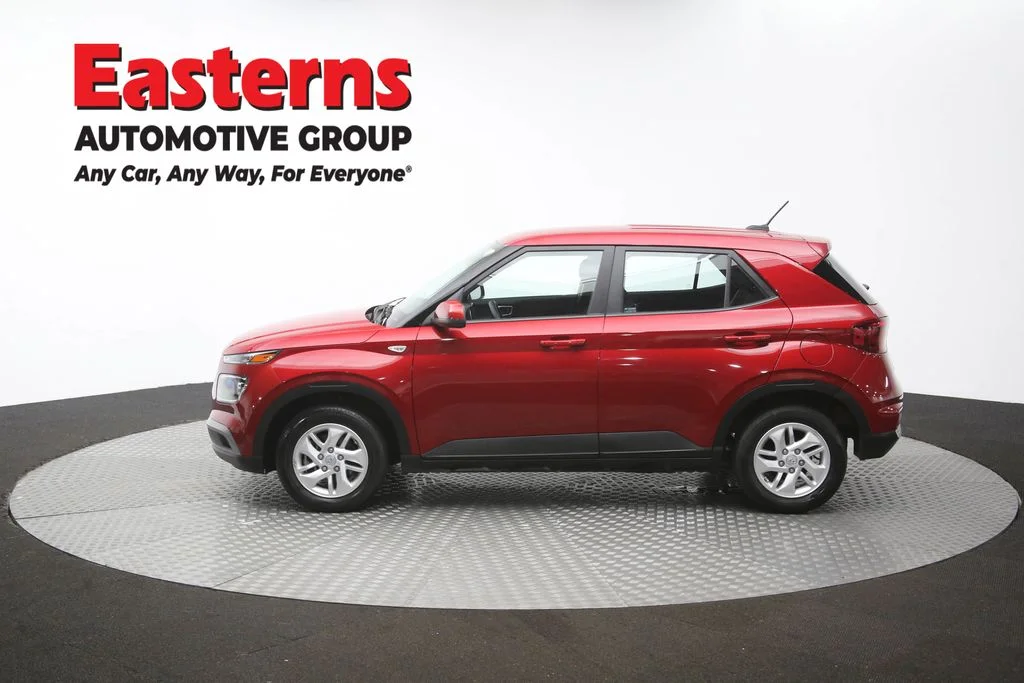 Used 2025 Red Hyundai SE image 58