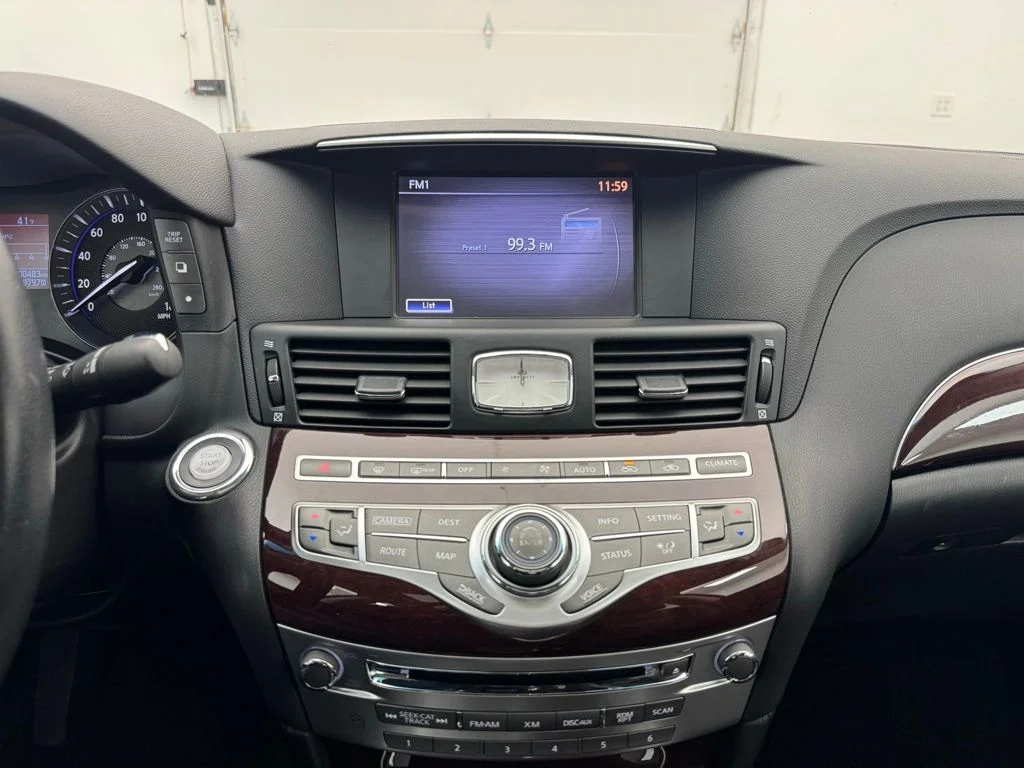 Used 2017 Hermosa Blue INFINITI 3.7X image 24