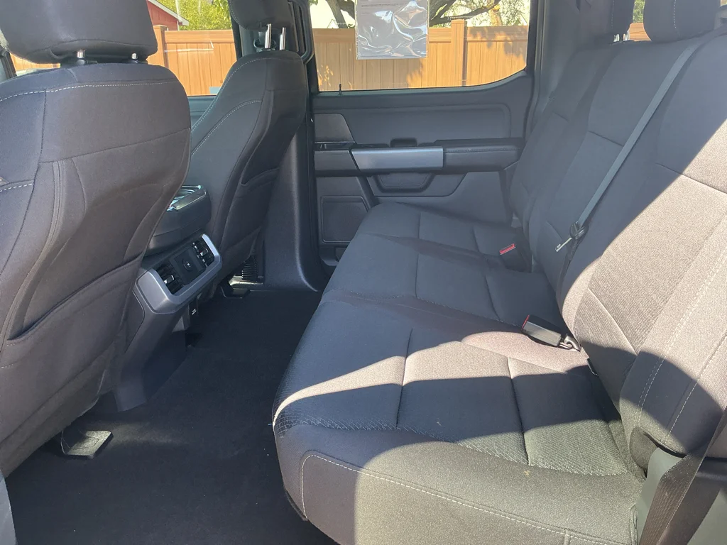 Used 2026 Antimatter Blue Metallic Ford XLT image 18