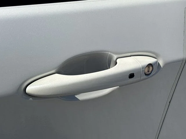 Used 2018 White Jeep Limited image 15