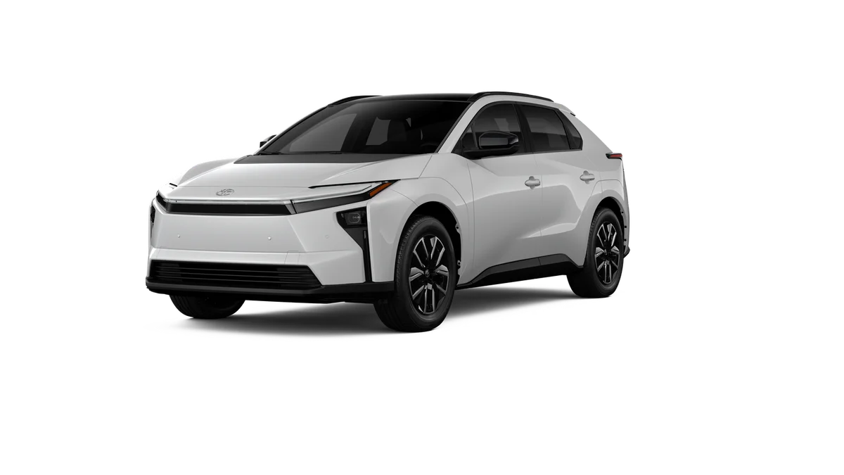 New 2026 Wind Chill Pearl Toyota XLE image 16
