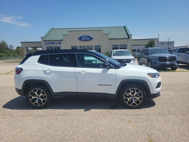 Used 2025 Bright White Clearcoat Jeep Limited image 19
