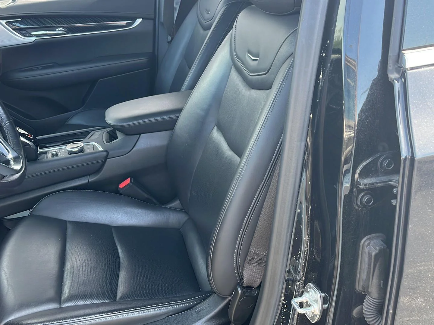 2024 Cadillac XT6 Premium Luxury - Photo 23