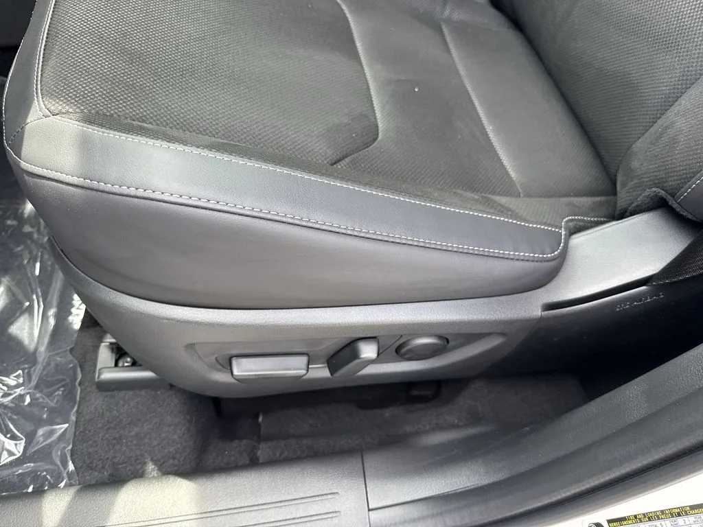 New 2026 Rhodium White Metallic Mazda 2.5 S Preferred AWD image 40