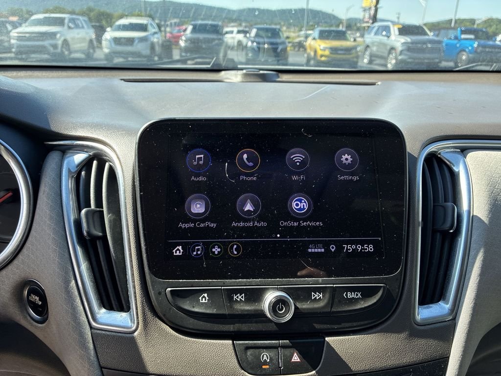 Used 2020 White Chevrolet LT image 16