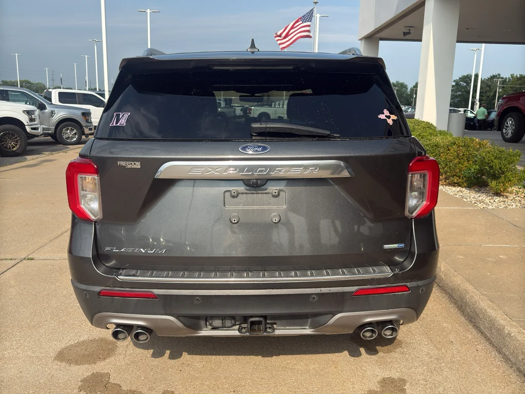Used 2020 Magnetic Metallic Ford Platinum image 7