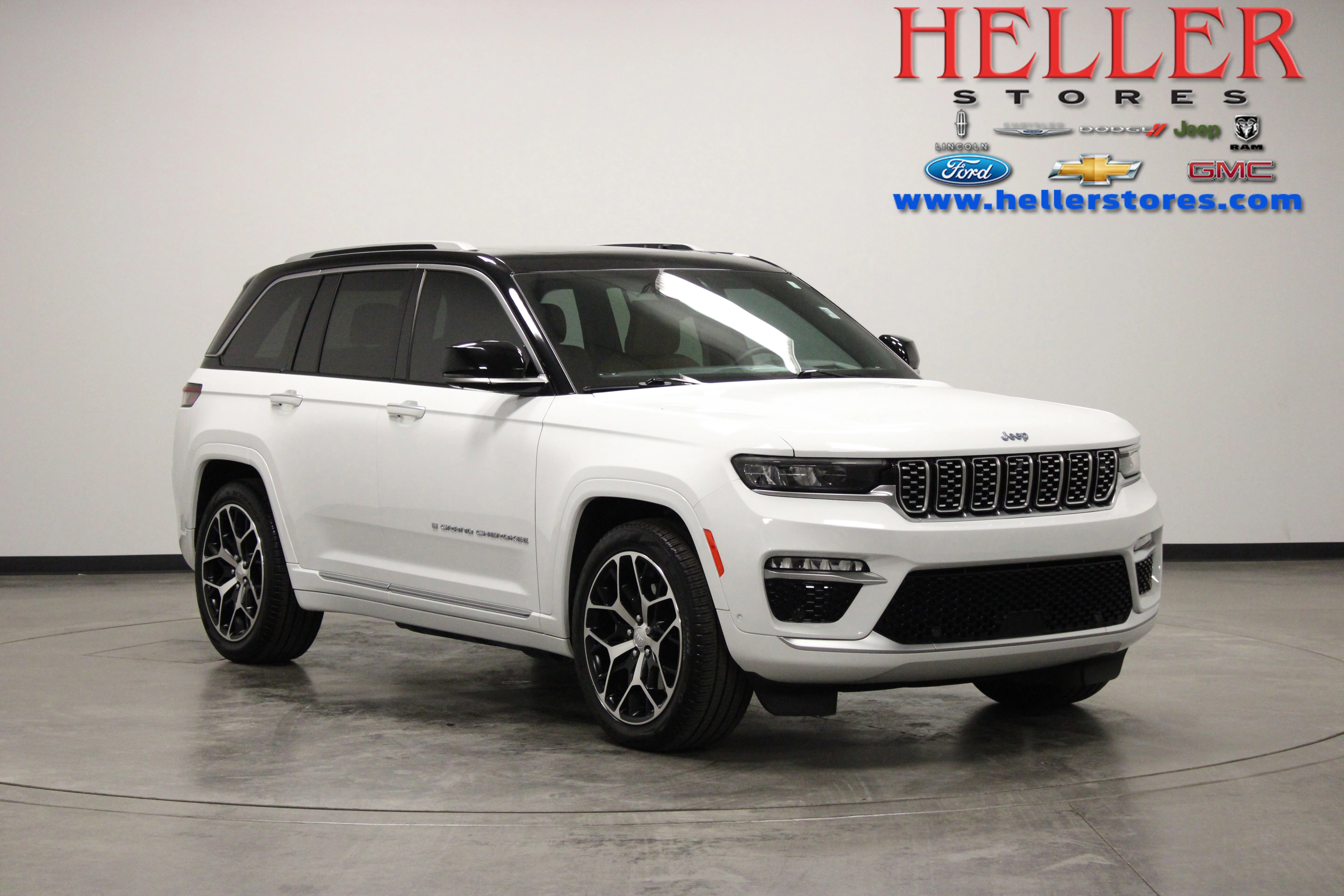 Used 2022 Bright White Clearcoat Jeep Summit Reserve 4xe image 1