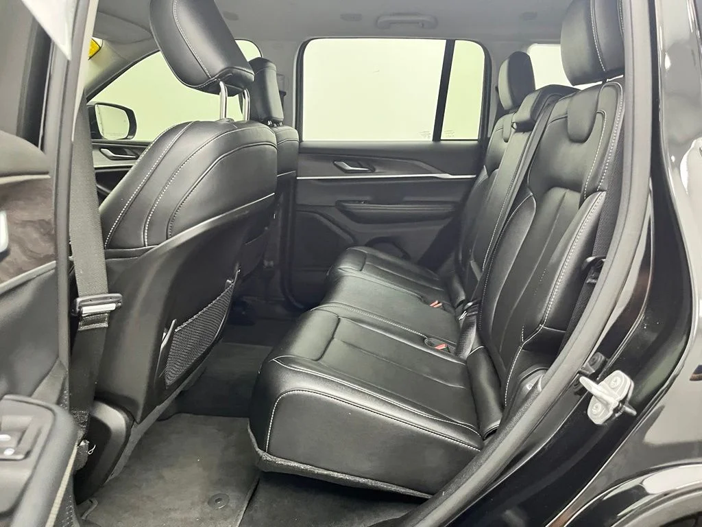 Used 2023 Black Jeep Limited image 38