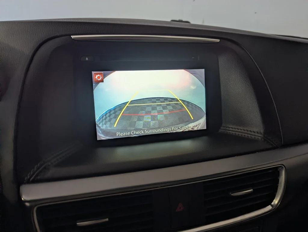 Used 2016 Silver Mazda Grand Touring AWD w/ Technology Pkg image 9