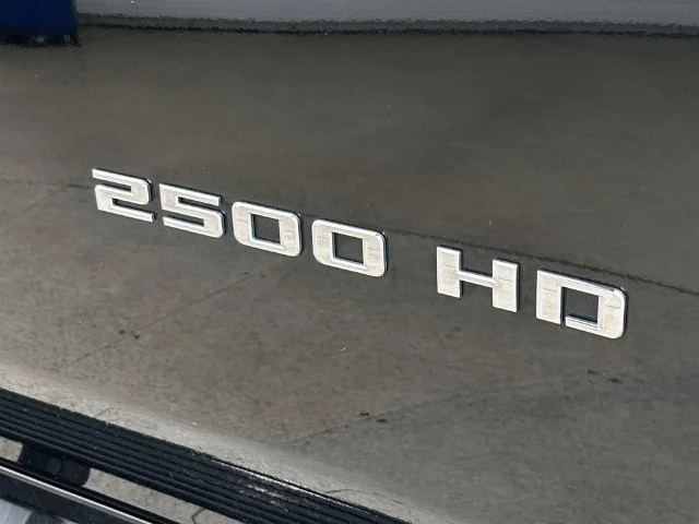 Used 2021 Black Chevrolet Custom image 37