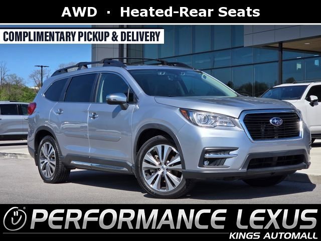 2022 Subaru Ascent Touring's photo