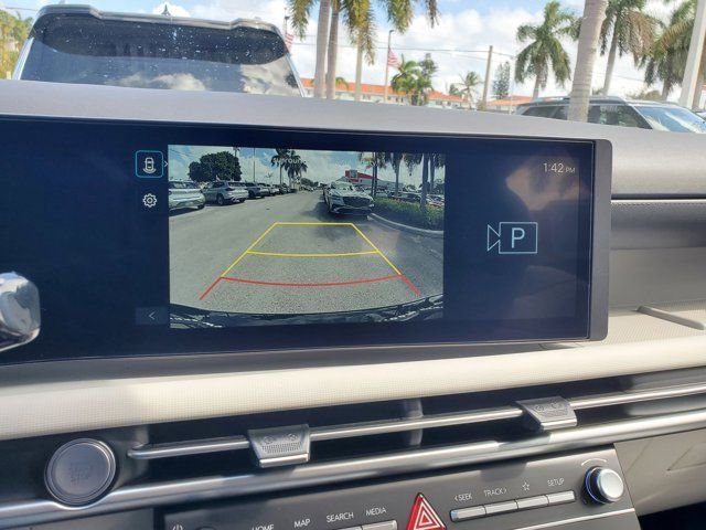 New 2026 Black Hyundai SE FWD image 16