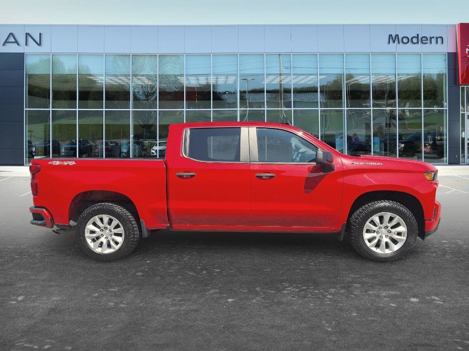 Used 2021 Red Hot Chevrolet Custom image 4