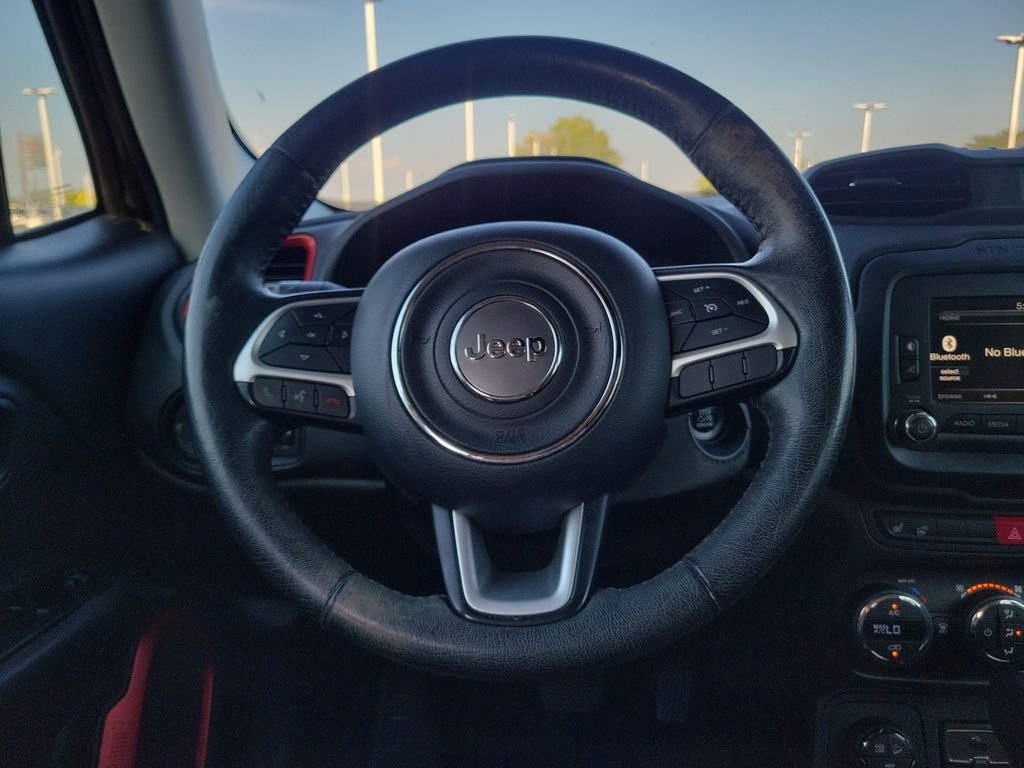 Used 2016 Black Jeep Trailhawk image 22