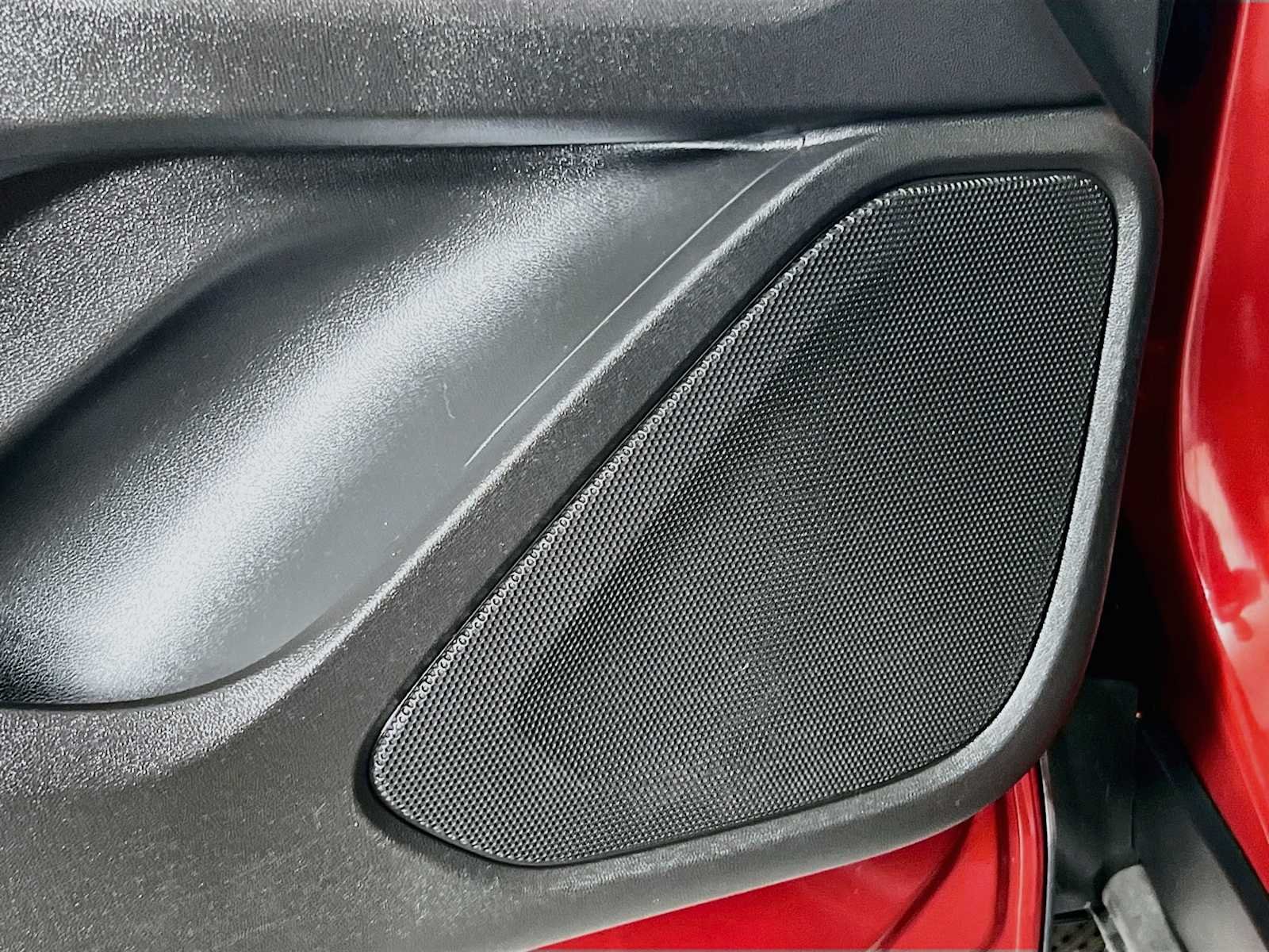 Used 2022 Cayenne Red Tintcoat GMC SLT image 18