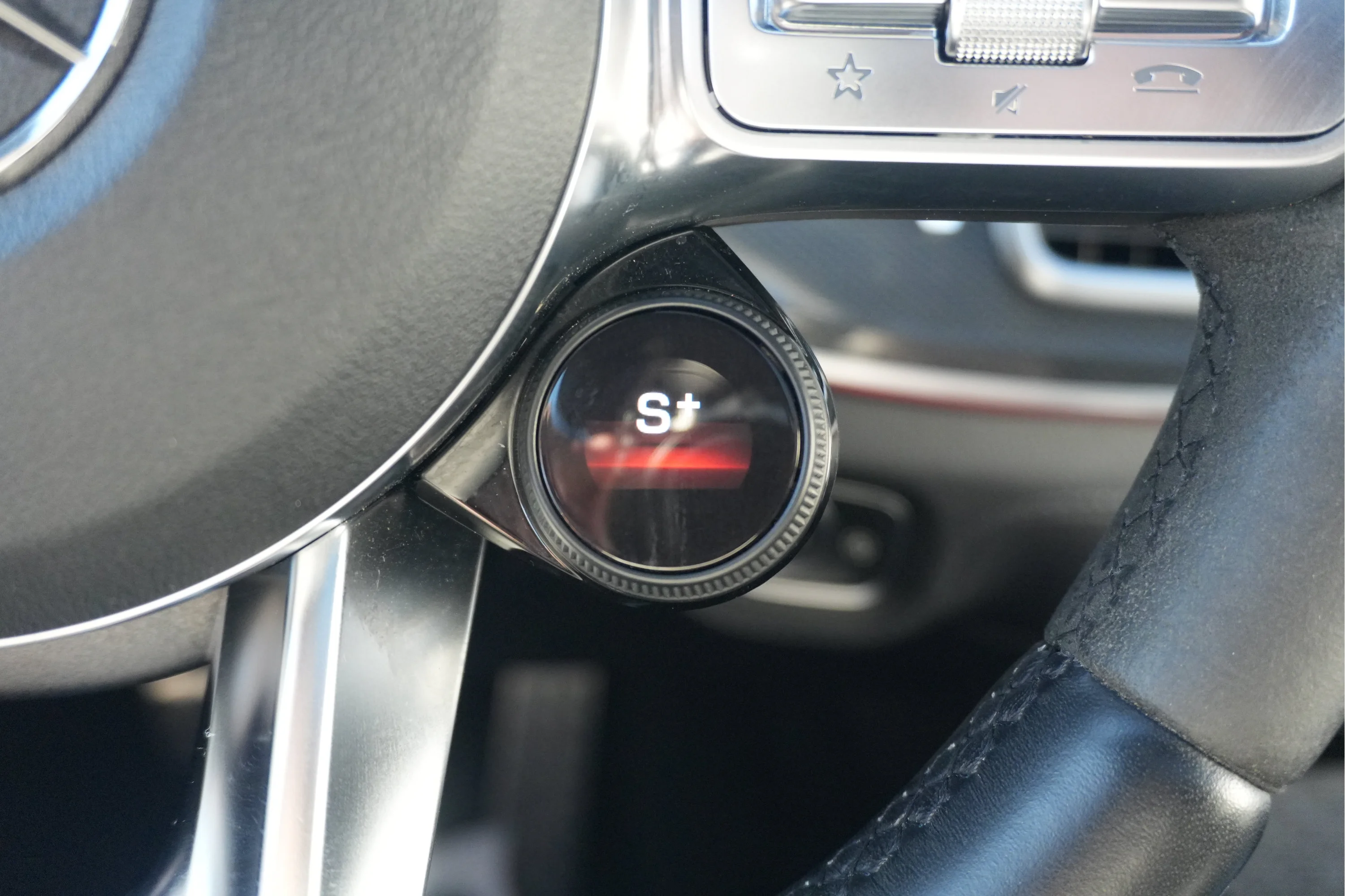 Used 2021 Obsidian Black Metallic Mercedes-Benz AMG® GLE 53 image 21