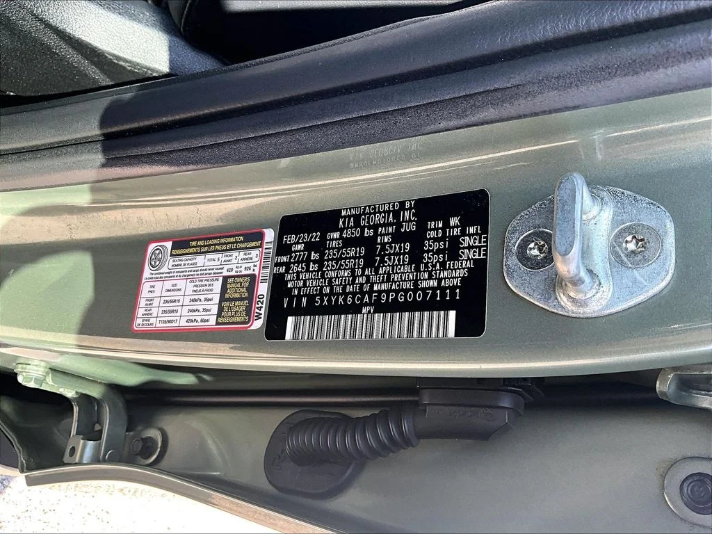 Used 2023 Green Kia X-Line image 36
