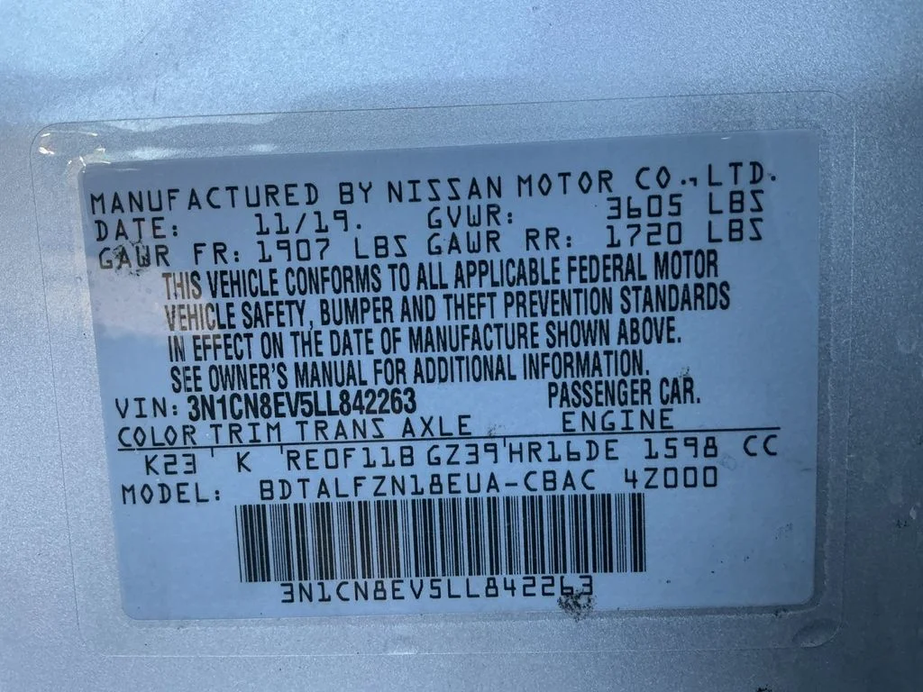 Used 2020 Silver Nissan 1.6 SV image 21