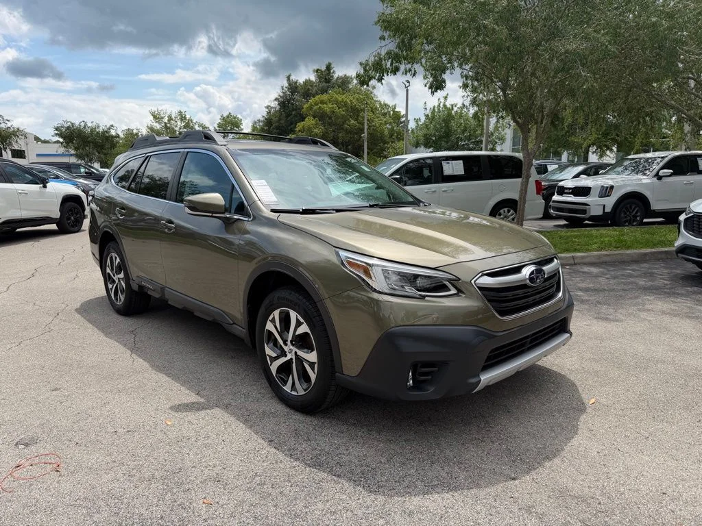 2021 Subaru Outback Limited's photo
