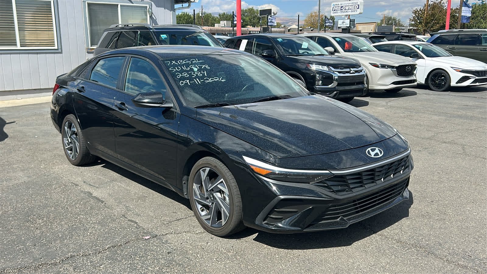 Used 2025 Abyss Black Hyundai SEL Sport image 3