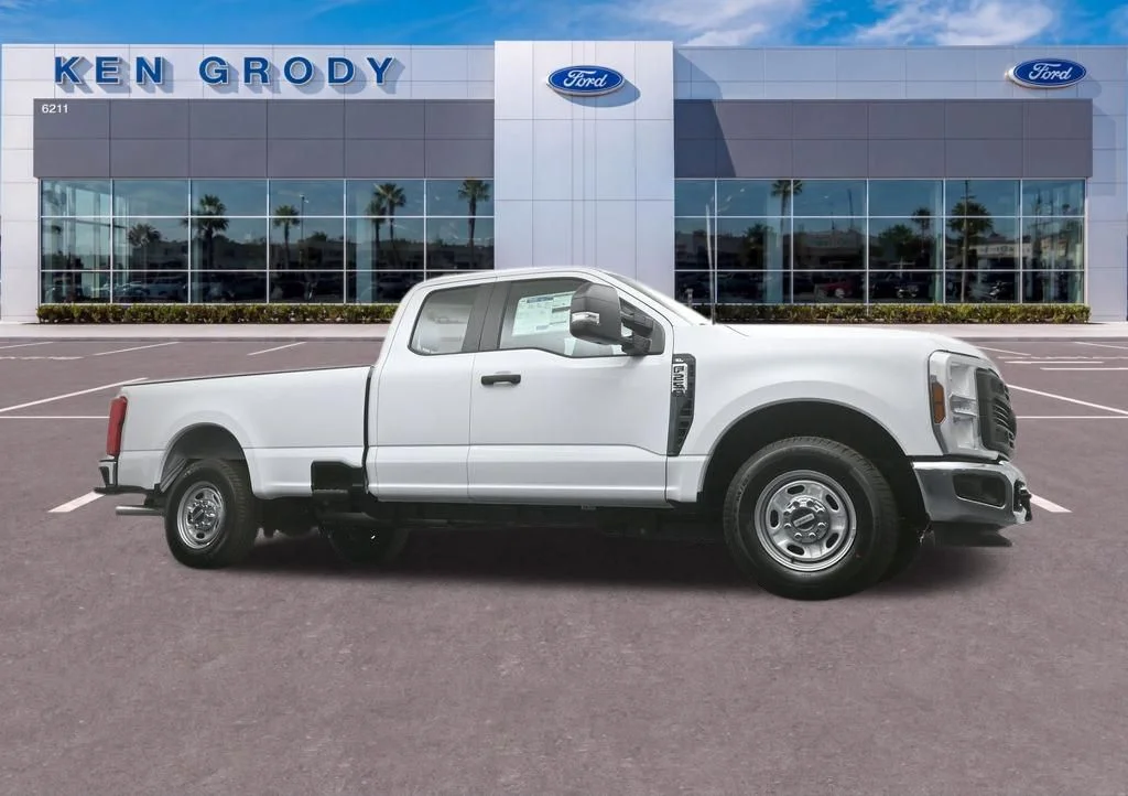 New 2026 Oxford White Ford XL image 1