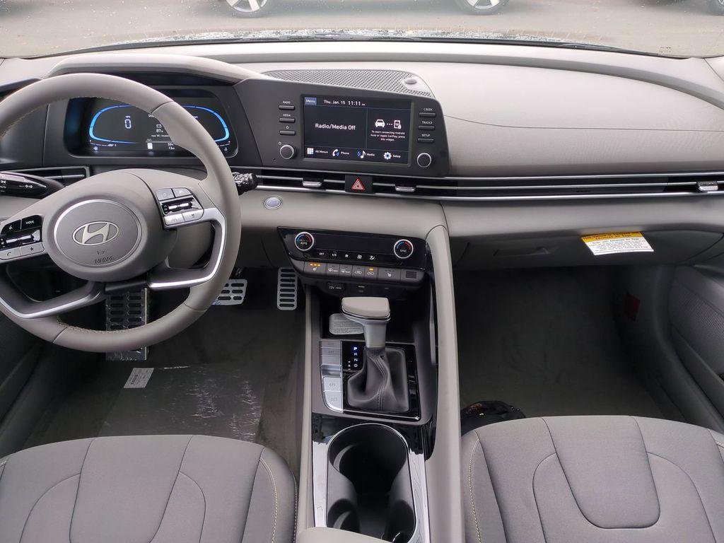 New 2026 Gray Hyundai SEL Sport Premium image 16