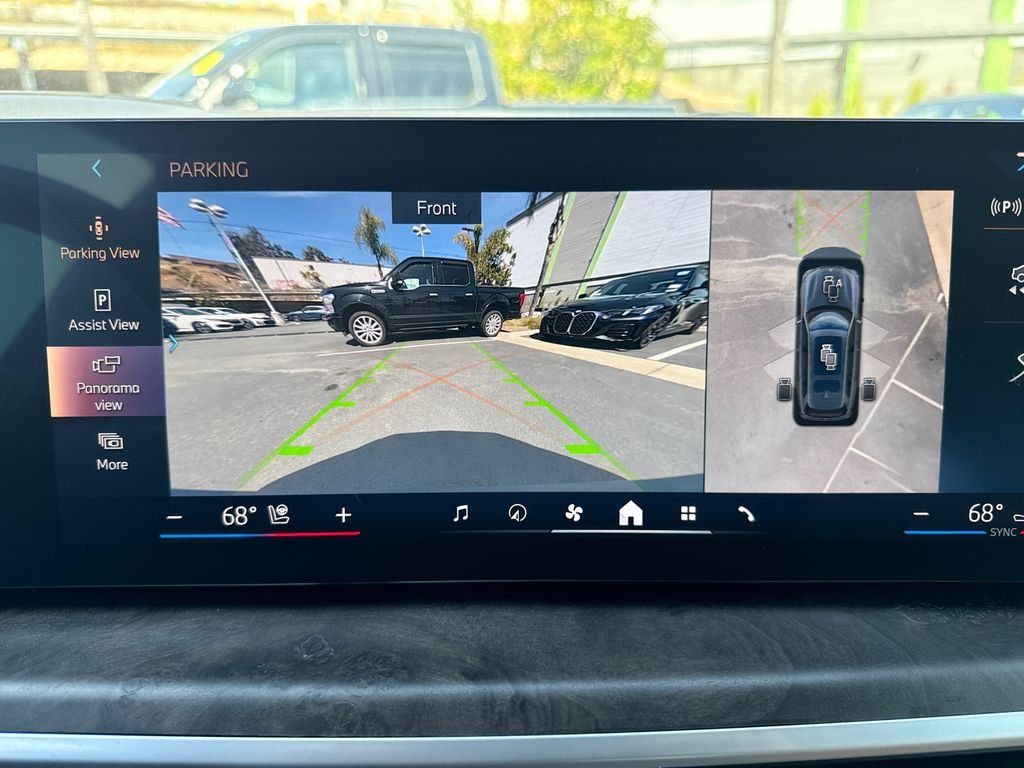 Used 2024 Gray BMW xDrive40i image 31