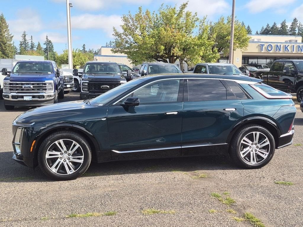 Used 2024 Cadillac LYRIQ Tech with VIN 1GYKPMRL9RZ129219 for sale in Hillsboro, OR