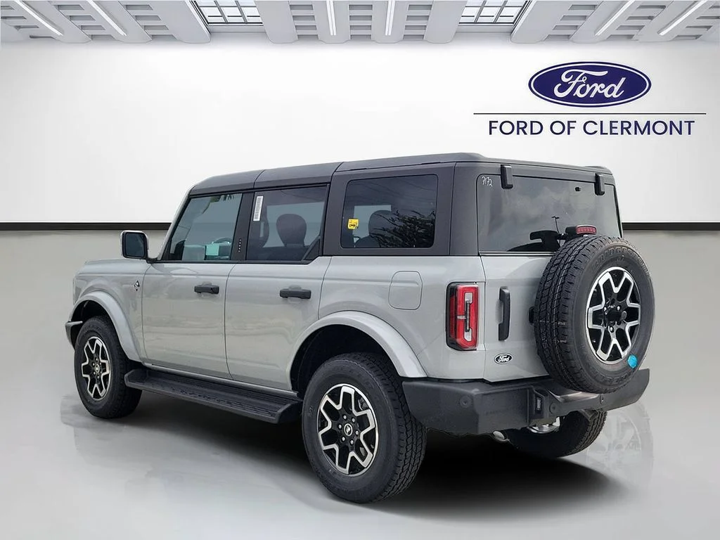 New 2026 Avalanche Gray Ford Outer Banks® image 3