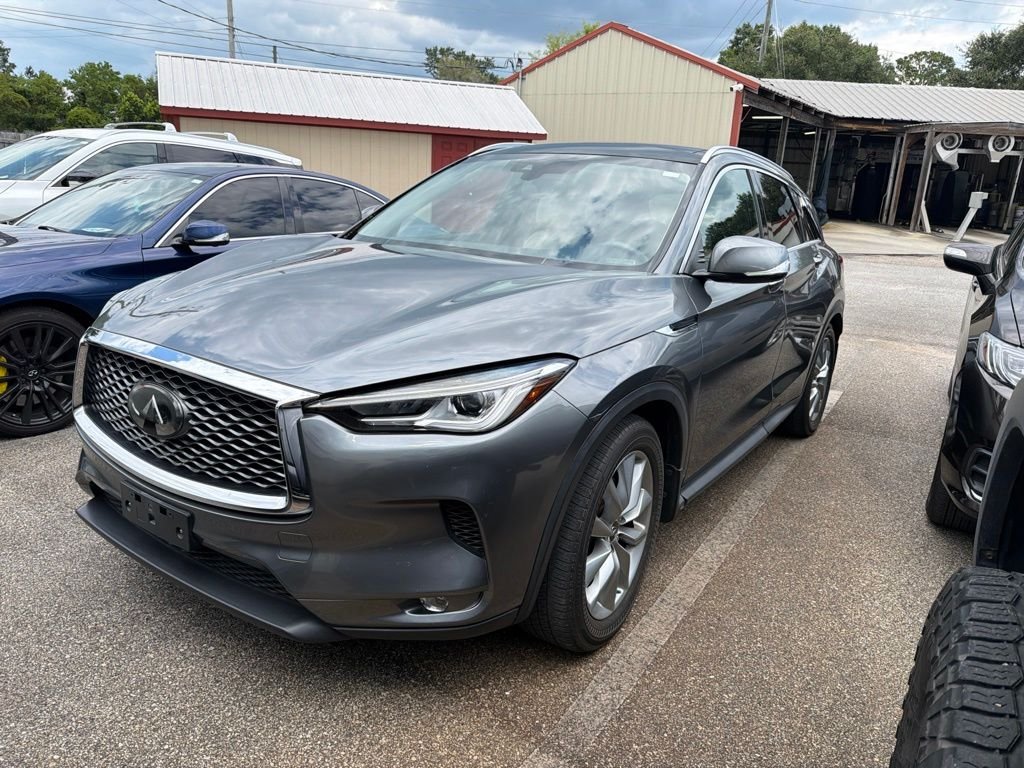 Used 2020 Gray INFINITI LUXE image 1