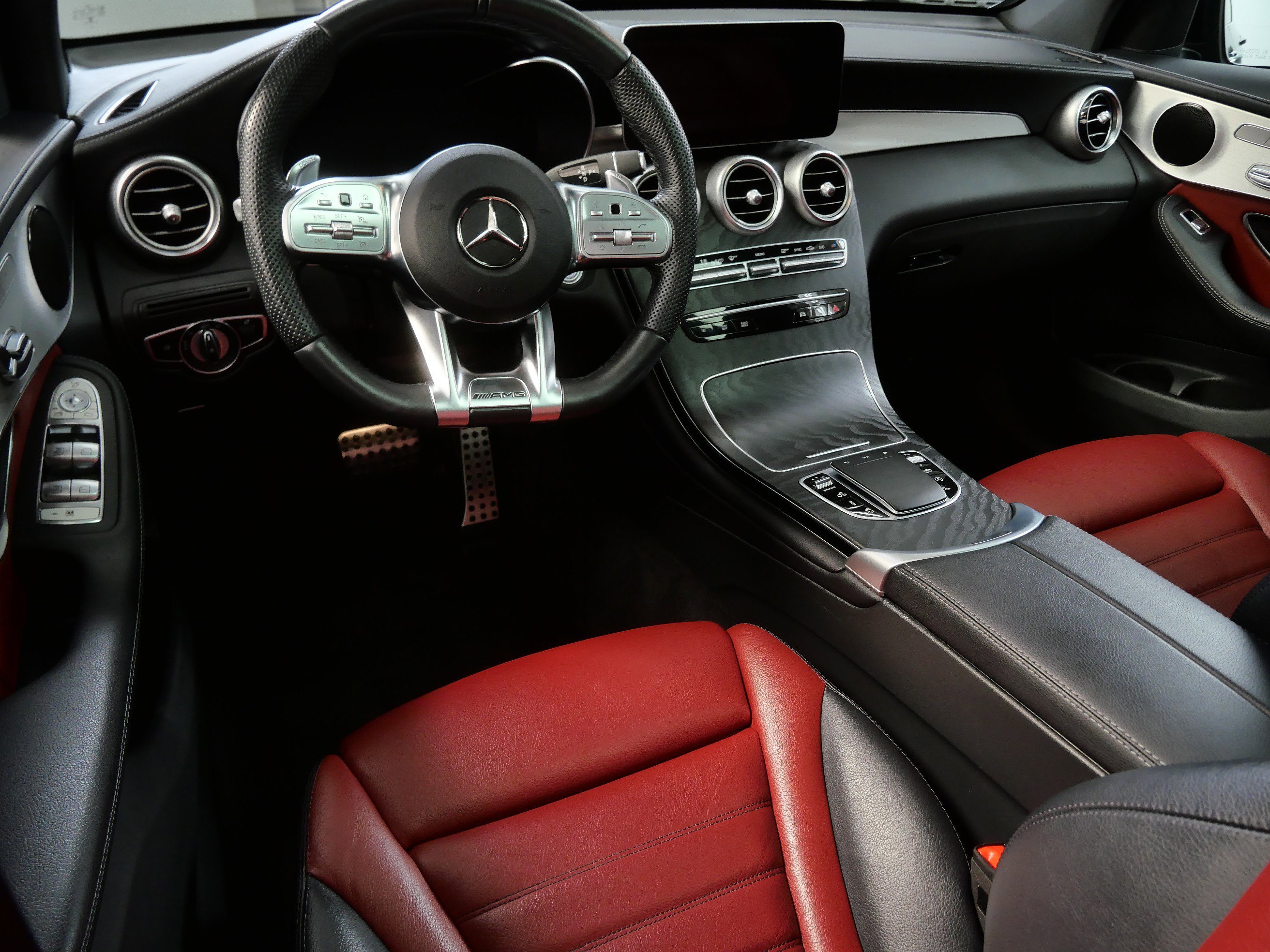 Used 2022 Mercedes-Benz GLC AMG GLC43 with VIN W1N0G6EB7NG043220 for sale in Minnetonka, Minnesota