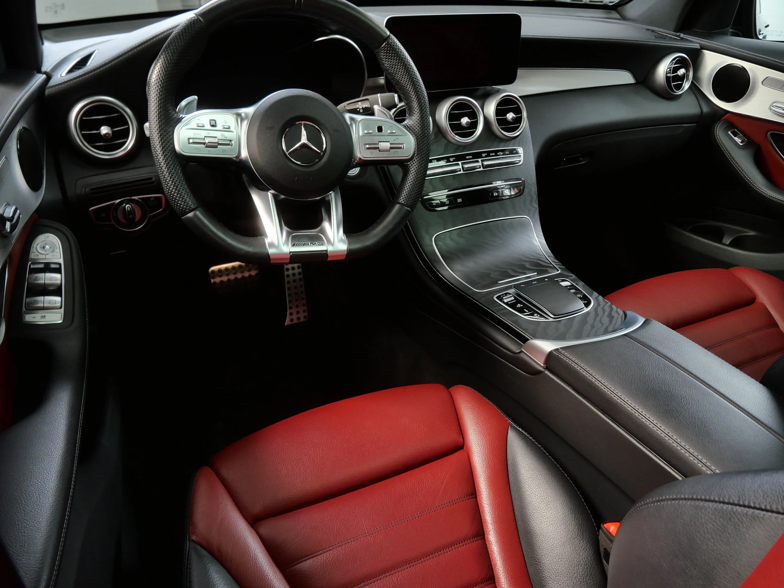 Used 2022 Mercedes-Benz GLC AMG GLC43 with VIN W1N0G6EB7NG043220 for sale in Minnetonka, Minnesota