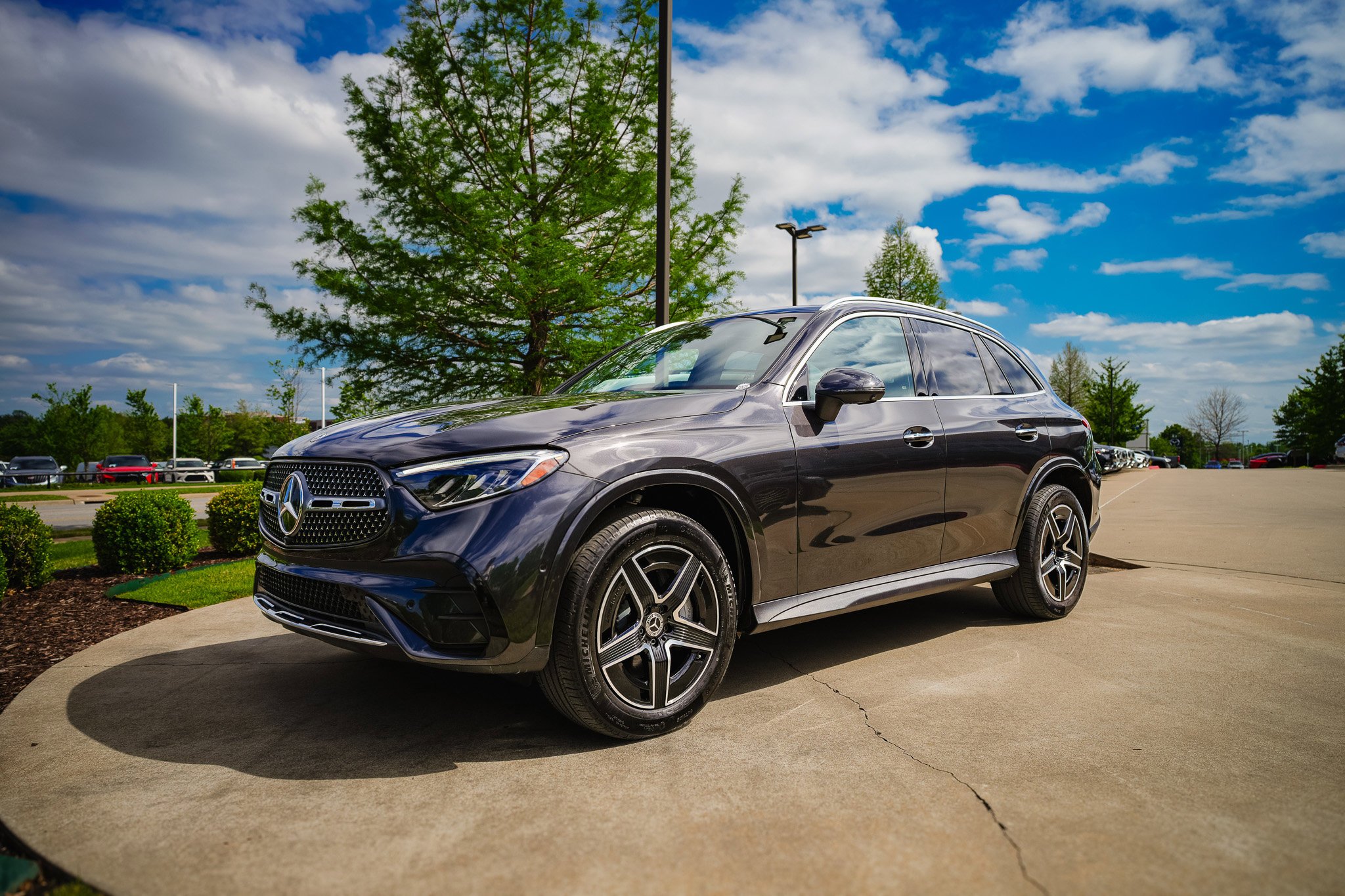 Certified Used 2025 Graphite Gray Metallic Mercedes-Benz GLC 300 image 7