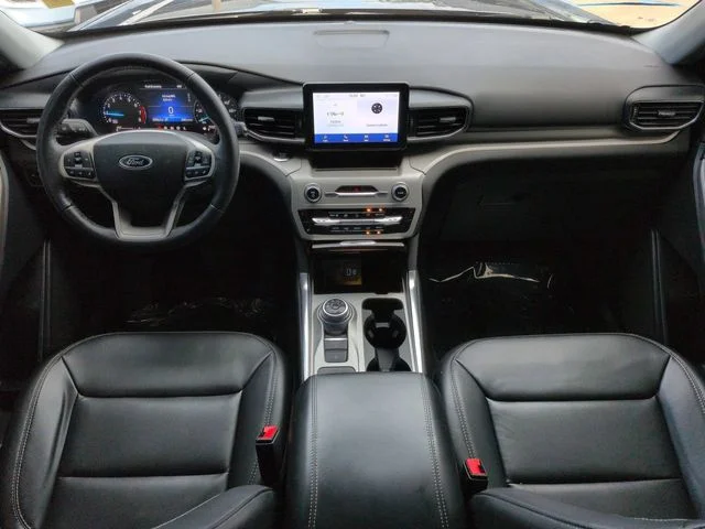 Used 2023 Gray Ford XLT image 15