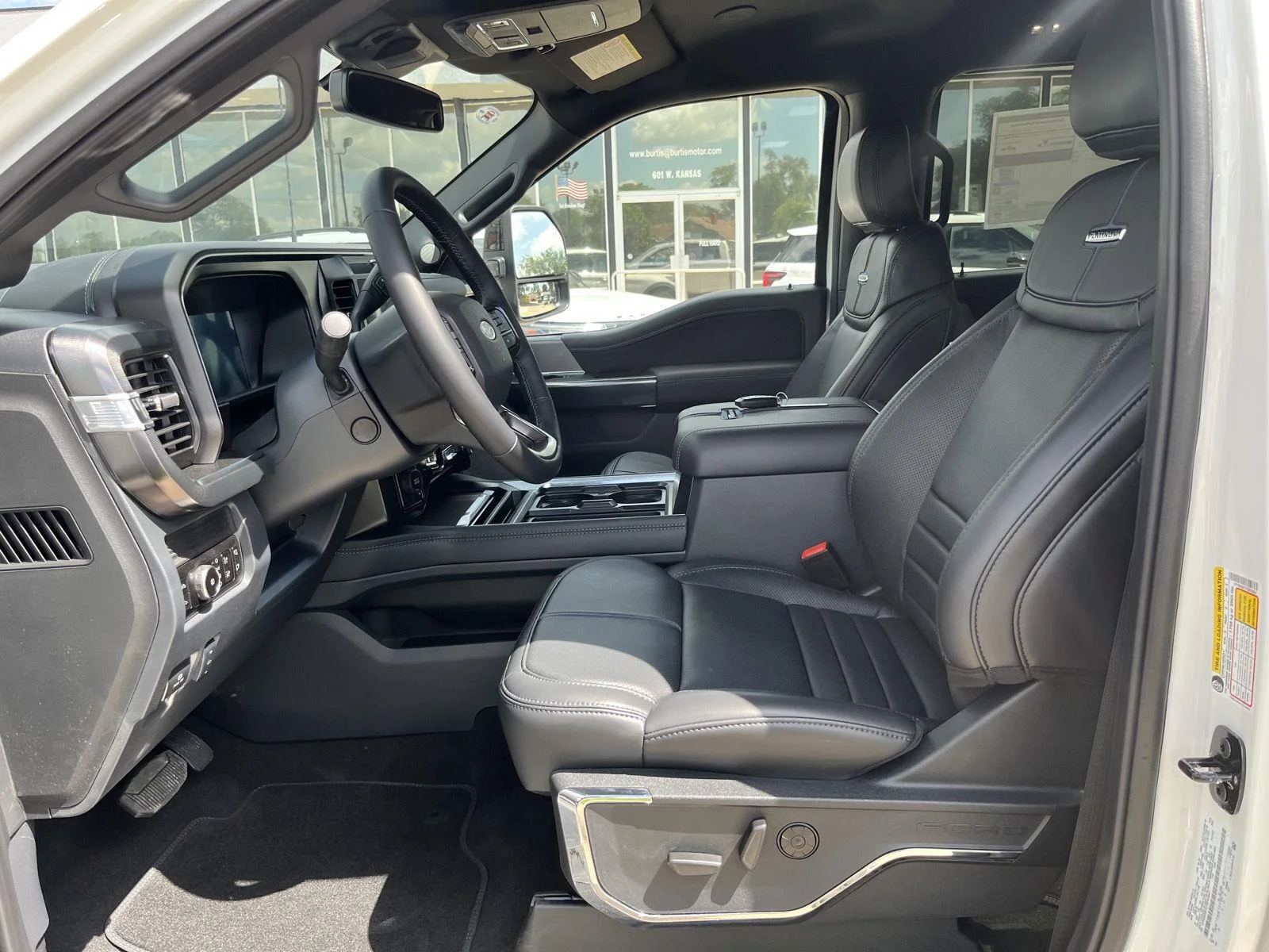 New 2026 Star White Metallic Tri-Coat Ford F-350® Platinum® image 15