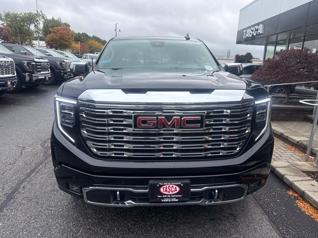 Used 2023 Black GMC Denali image 2